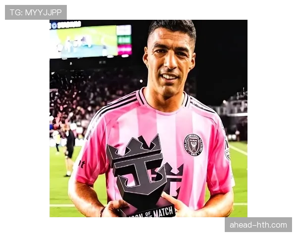 苏亚雷斯历史定位解析:南美顶级前锋对比 苏亚雷斯历史定位解析:南美顶级前锋对比